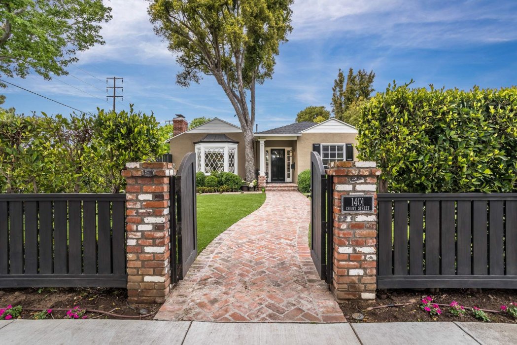 Front fence at Grant Street Residence